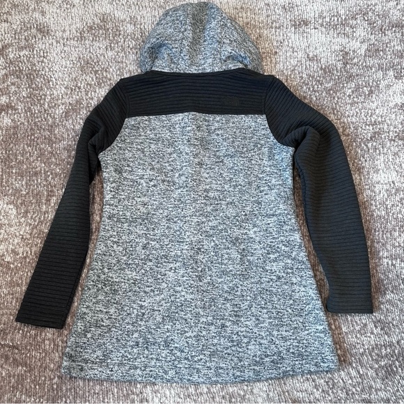 The North Face Women’s Indi Hooded Parka Jacket - Picture 2 of 16